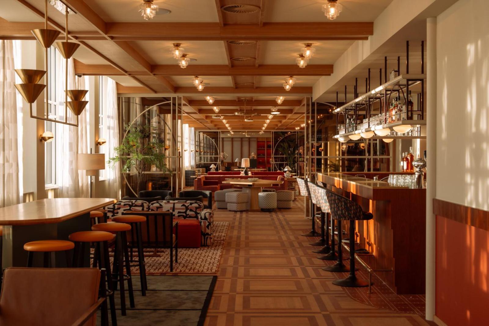De Plesman Hotel Гаага Экстерьер фото